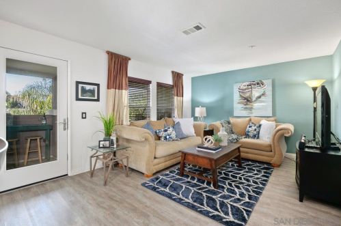 3172 Cabrillo Bay Ln, San Diego, CA 92110-5345
