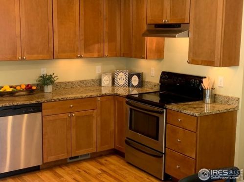 3570 Cloverleaf Dr, Boulder CO  80304-1809 exterior