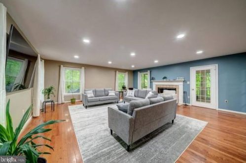 26 Bear Creek Trl, Harpers Ferry WV  25425-4441 exterior