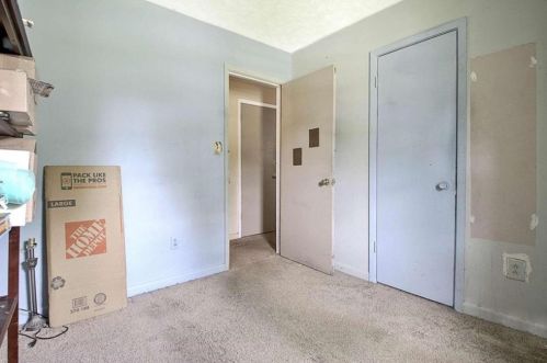 2203 Fairway Cir, Atlanta GA  30319-3825 exterior