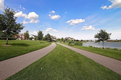 15918 Cobblestone Lake Pkwy, Saint Paul MN  55124-7851 exterior