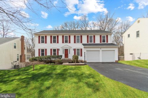 3733 Hetten Ln, Woodbridge, VA 22193-1048
