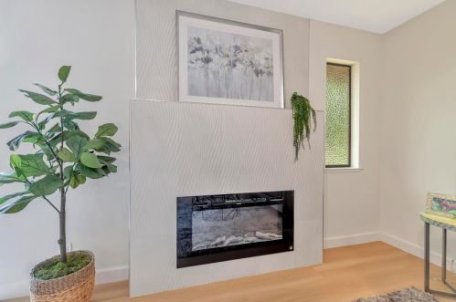 1888 Farndon Ave, Los Altos CA 94024-6948 exterior