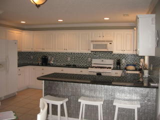 210 Stroud St, Emerald Isle NC  28594-2477 exterior