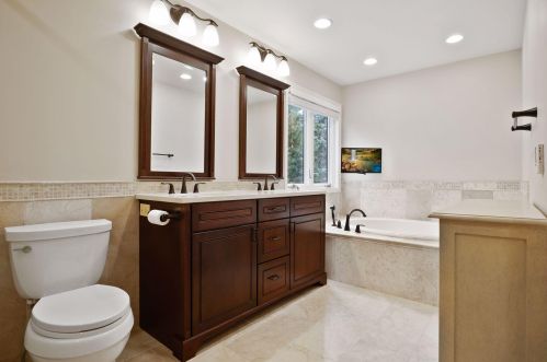 8743 Highwood Way, Saint Paul MN  55124-9456 exterior