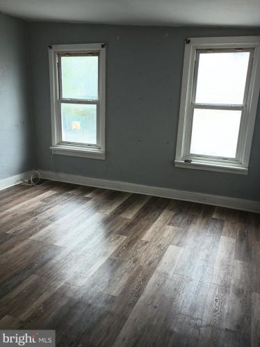 860 Market St, Lancaster PA  17603-2755 exterior