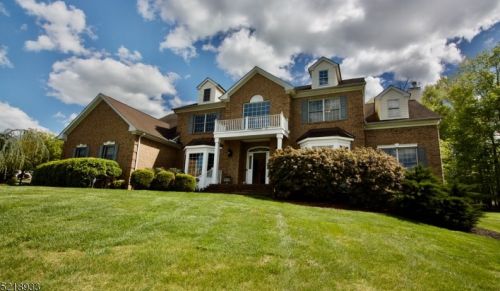 3 Palmwood Way, Warren, NJ 07059-6855