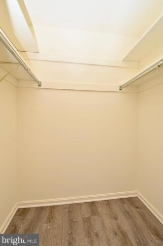7803 Wintercress Ln, Springfield VA  22152-3842 exterior