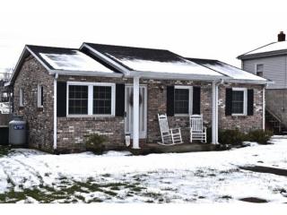 308 Cottage Ave, Elizabethton, TN 37643-2116