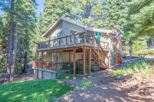 700 Timber Ridge Rd, Peninsula Village, CA 96137-9571