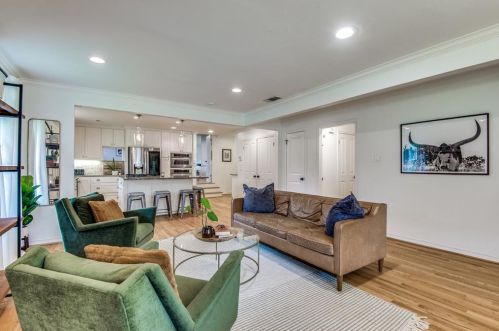 9505 Aldwick Dr, Dallas TX  75238-2629 exterior