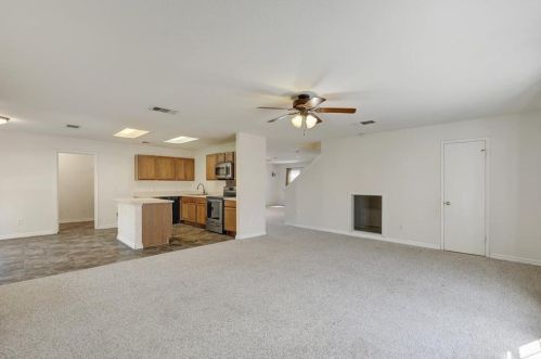 400 Masonwood Dr, Uhland TX 78640-4609 exterior