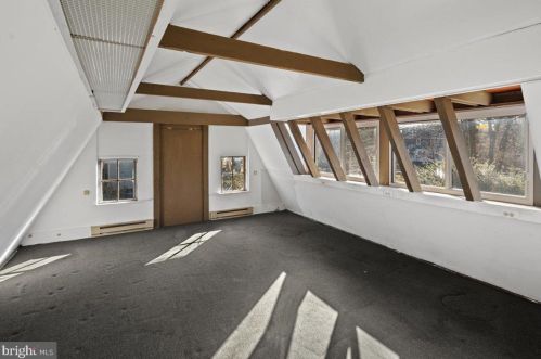 1601 Lawrence Rd, Trenton NJ 08648 exterior