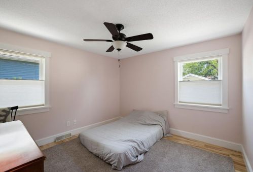 895 Juno Ave, Saint Paul MN  55102-3713 exterior