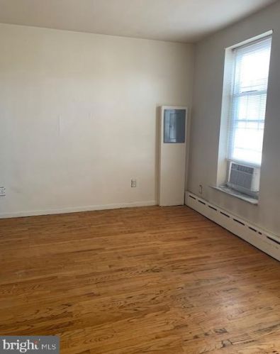 1432 12 St, Philadelphia PA 19147-4937 exterior