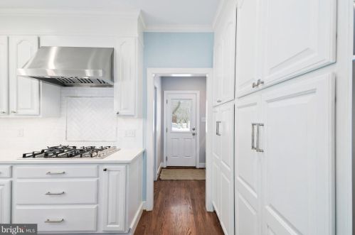 4210 Hogan Dr, Middletown MD  21769-6620 exterior
