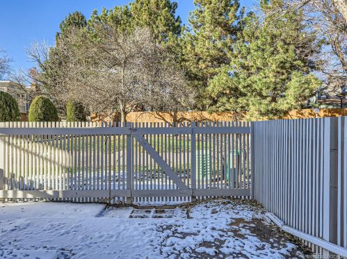 3014 Macon Cir, Aurora CO 80014-3092 exterior