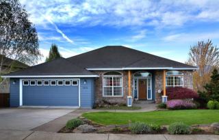 3424 Calle Vista Dr, Medford, OR 97504-9242