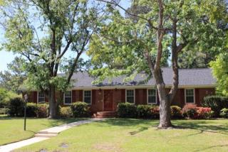 2425 Dartmouth Dr, Fayetteville, NC 28304-5322