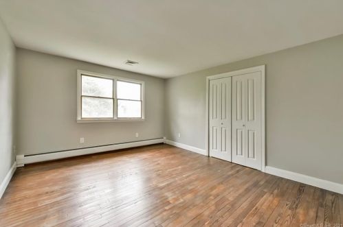 195 Orchard Hill Dr, Wapping CT  06074-3022 exterior