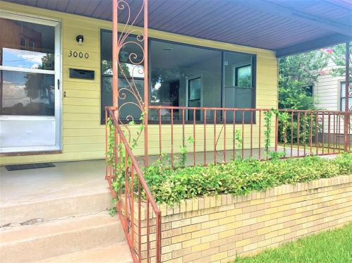 3000 Cherrywood Rd, Austin TX  78722-1623 exterior