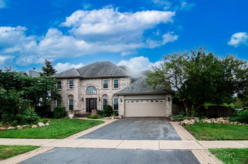 2305 Irvine Ln, Plainfield, IL 60586-8377