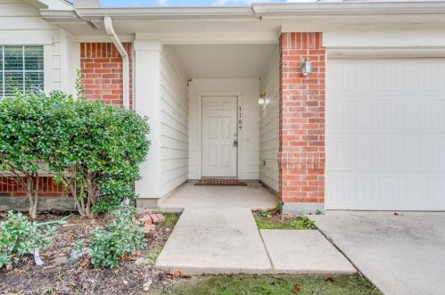 1109 April Springs Dr, Fort Worth TX  76134-8460 exterior