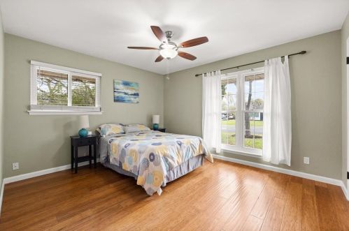 2608 Dunbarton Dr, Austin TX  78723-2233 exterior