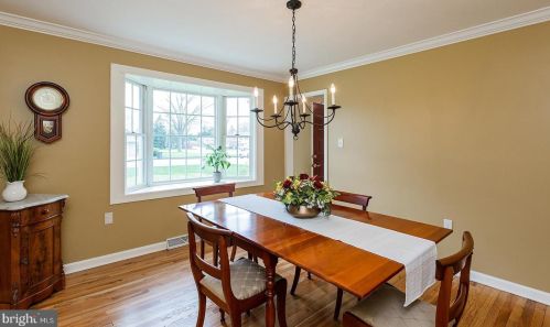 2006 Rachael Dr, Lancaster PA  17601-3655 exterior