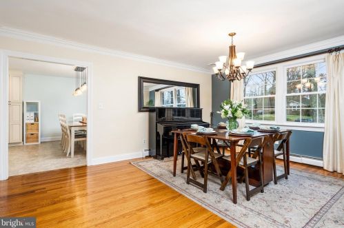 10 Frst Ln, Trenton NJ 08628-1603 exterior