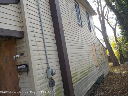 537 Prospect Ave, Tinton Falls, NJ 07712-6325