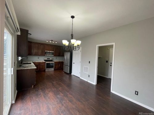 1162 Fultondale Cir, Denver CO  80018-6081 exterior