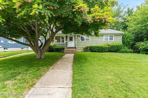 606 Borrie Ave, Brielle, NJ 08730-1804