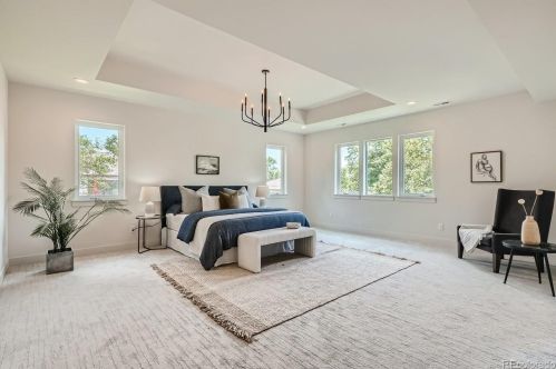 1064 Jasmine St, Denver CO  80220-4518 exterior