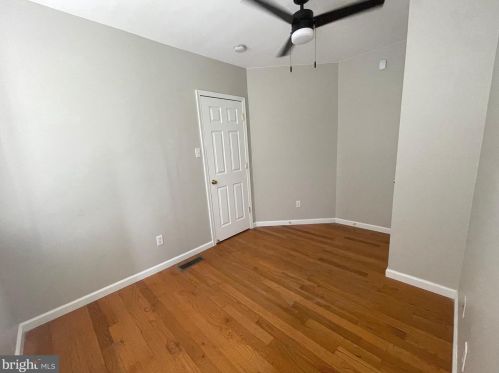 2129 10th St, Philadelphia PA 19148-4425 exterior