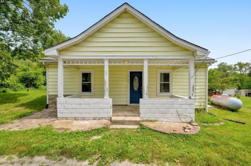 3723 Jefferson St, Catawissa, MO 63015-1429
