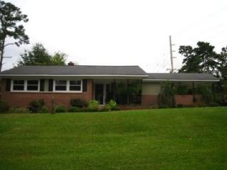1045 Indigo Ave, Cayce-West Columbia SC  29033-3209 exterior