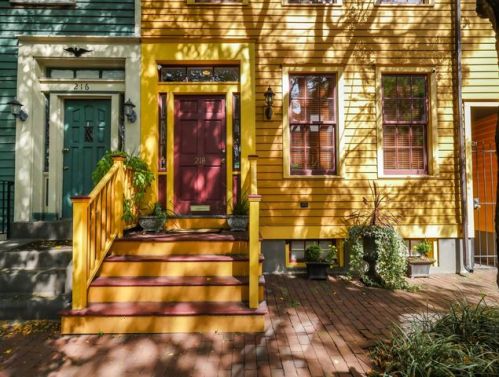 218 Mercer St, Trenton, NJ 08611-1726