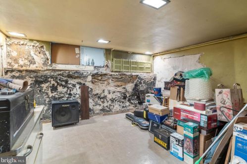 4541 Larchwood Ave, Philadelphia PA 19143-1913 exterior