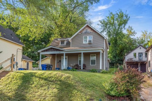 220 Belvidere St, Saint Paul MN  55107-3140 exterior
