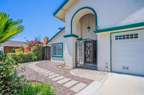 6495 Saipan St, Cypress, CA 90630-5620