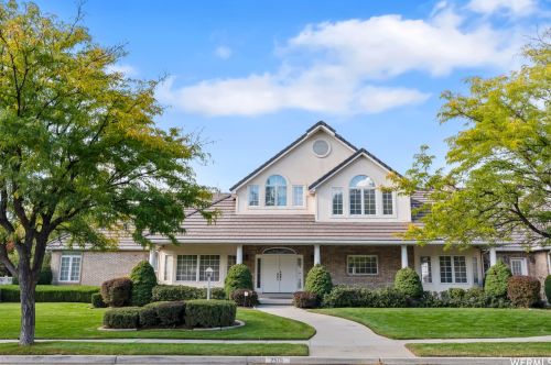 2515 Willow Hl Dr, Sandy UT 84093-1894 exterior