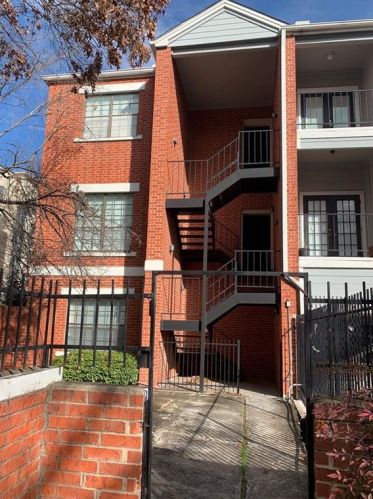 712 21st St, Austin, TX 78705-5441