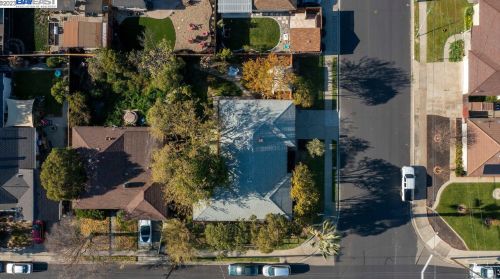 275 Estates St, Livermore, CA 94550-3303