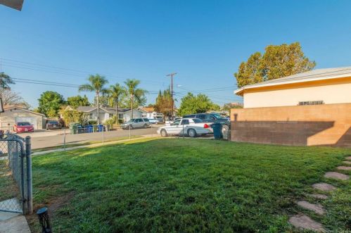 1030 Fern St, Escondido, CA 92027-1515