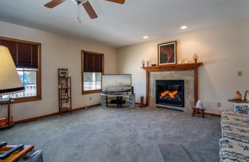 600 Rand St, Hobart IN  46342-2324 exterior