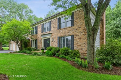 1290 Acorn Ct, Barrington Hills, IL 60118