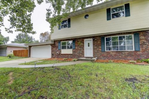 6 Royal Rd, Springfield, IL 62702-1528