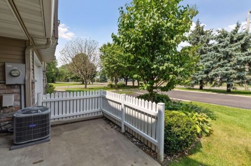 3348 Jansen Way, Saint Paul MN  55127-5126 exterior