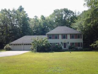 1 Deer Run, Kensington, NH 03833-4517